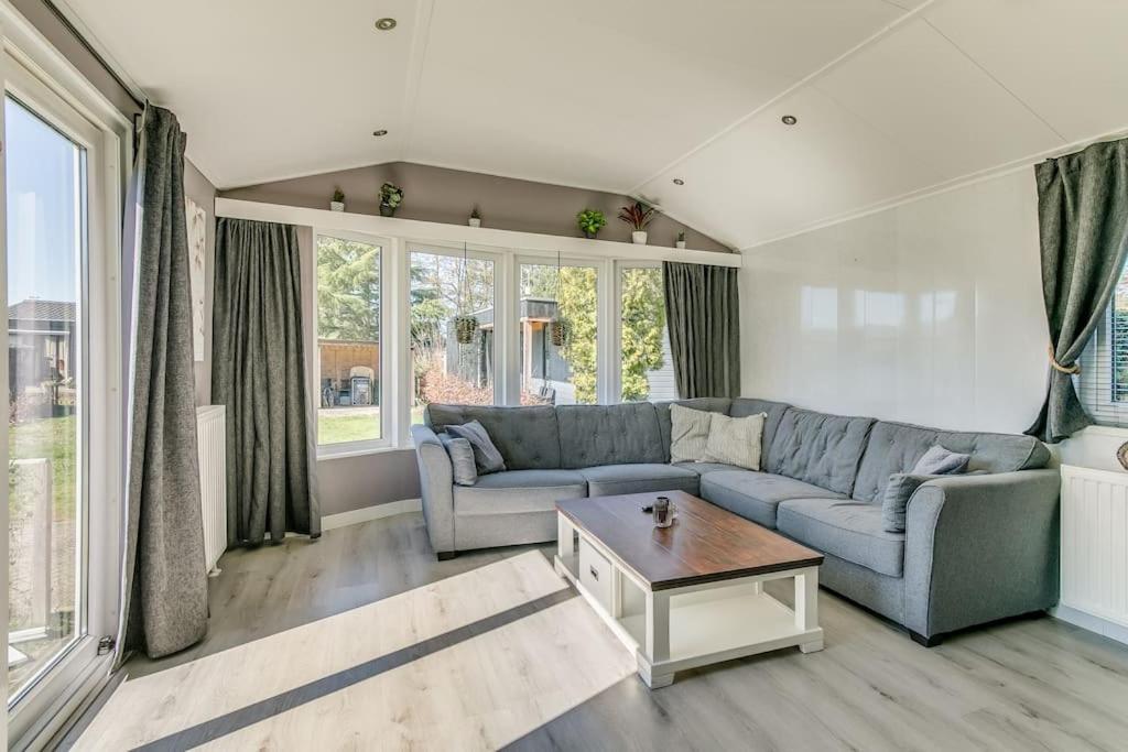 4-Pers. Chalet Met Eigen Parkeerplaats In Veluwe Villa Putten Esterno foto