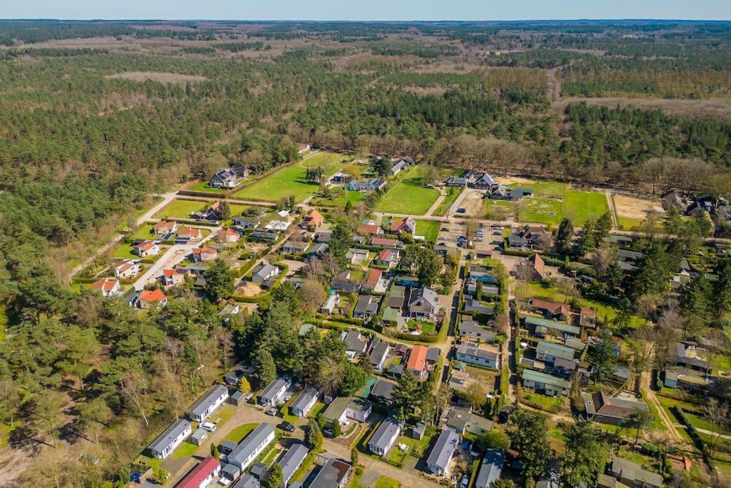 4-Pers. Chalet Met Eigen Parkeerplaats In Veluwe Villa Putten Esterno foto